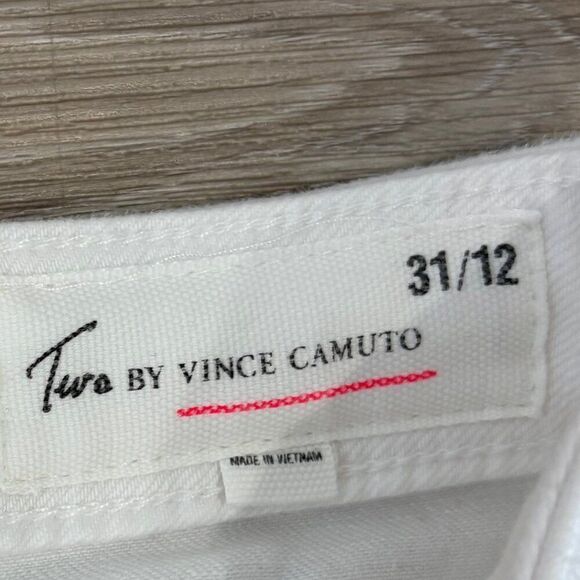 Vince Camuto White Turo Jeans sz 31/12 - Picture 3 of 5